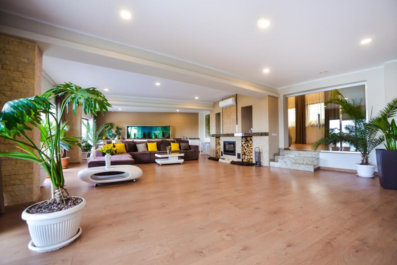 Casa Miralago Boutique Adults Only Tulcea Ngoại thất bức ảnh