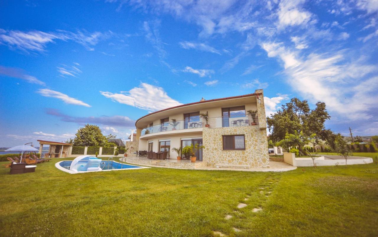 Casa Miralago Boutique Adults Only Tulcea Ngoại thất bức ảnh