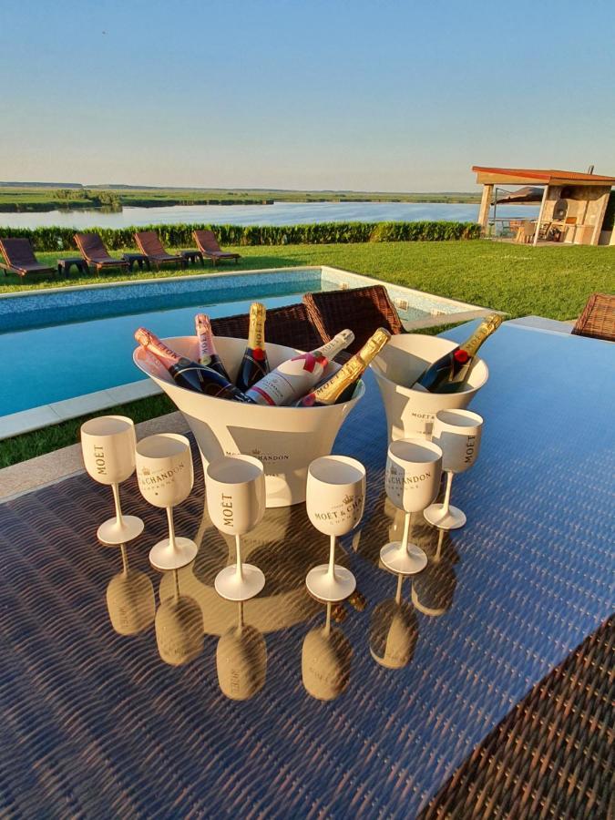 Casa Miralago Boutique Adults Only Tulcea Ngoại thất bức ảnh